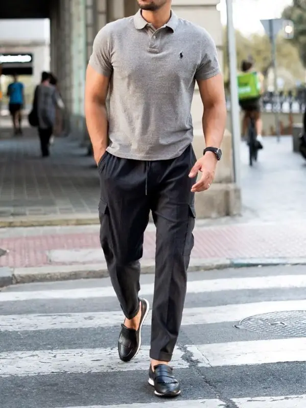 Men in grey polo t-shirt and cargo pant.