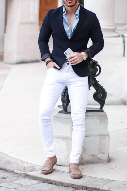 White jeans with blue blazer.