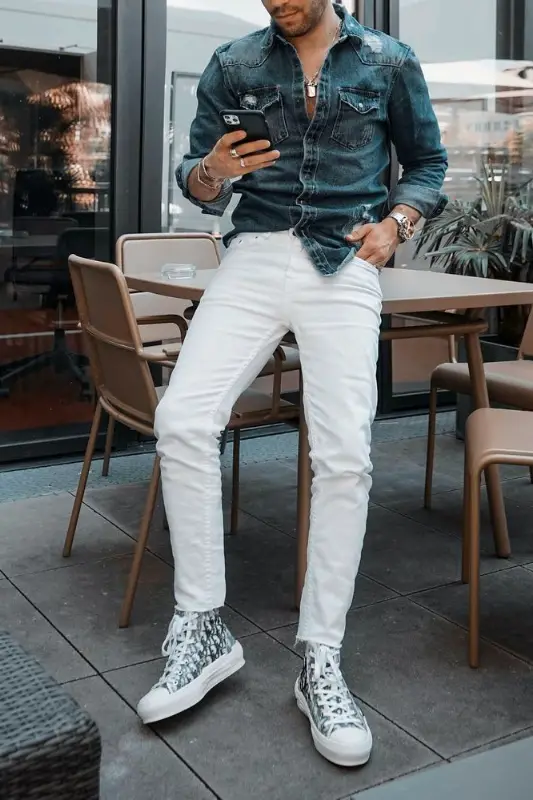 White jeans with blue denim