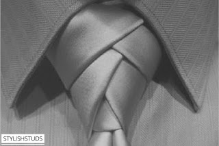 A closure look of a eldredge knot