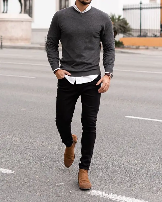 Shirt with round neck sweaters and jeans.