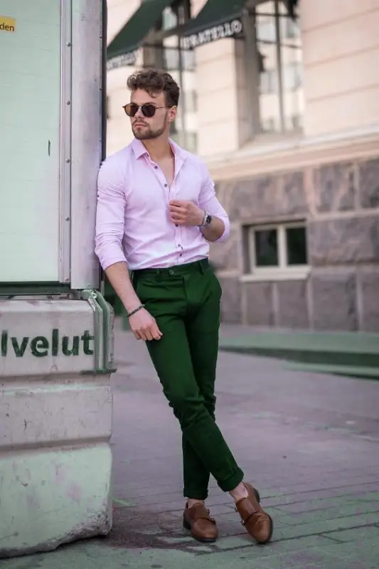 Pink shirt with green trousers