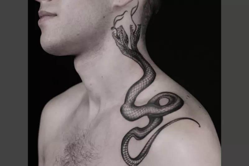 Snake, Medium/Big size neck tattoos