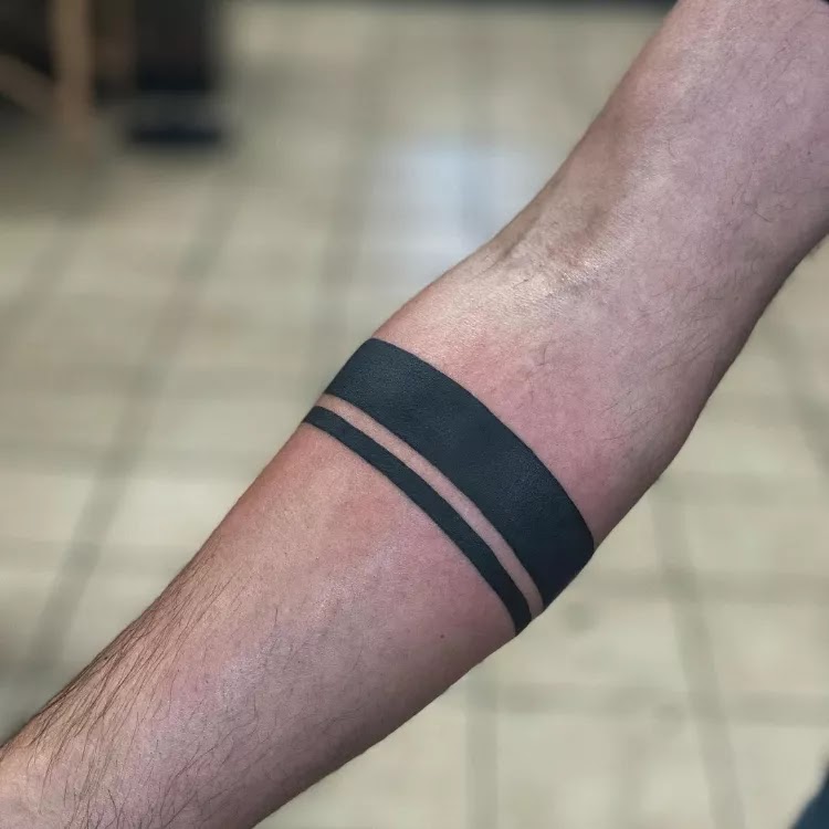 Thin and simple Armband Tattoo Design Ideas