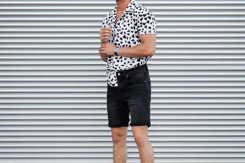 Matching your short sleeve shirt with lower wear