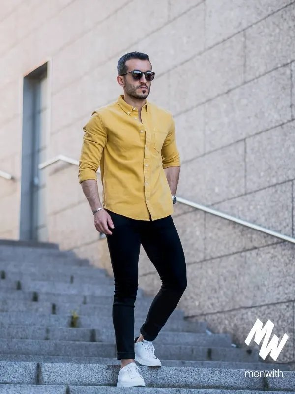 What can you wear with yellow pants? - Quora