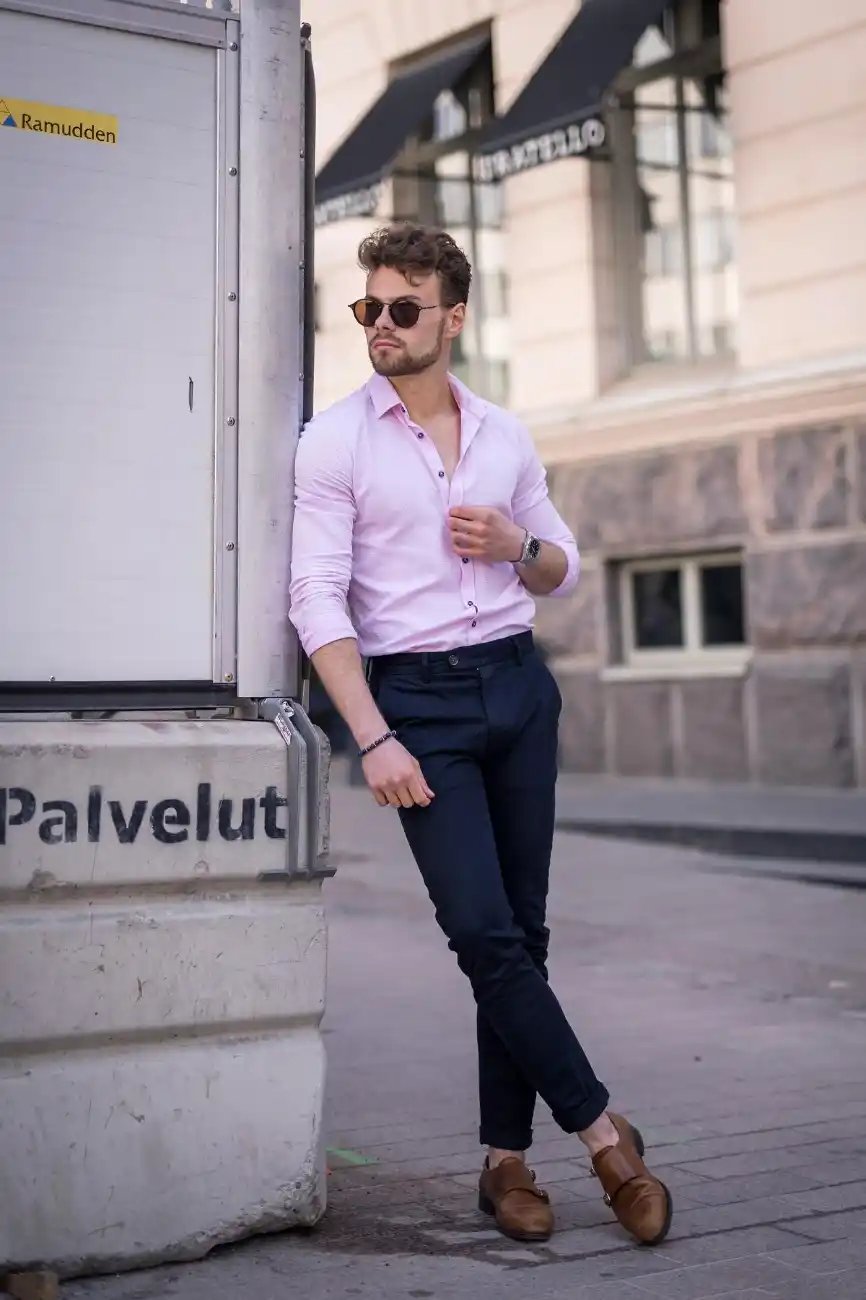 What colored shirts can be combined with navy blue pants  Quora