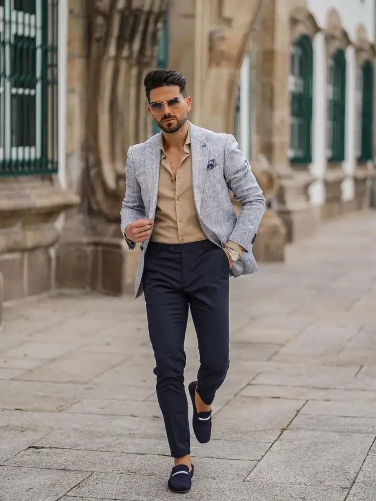 Royal blue blazer and white trousers  dsdamatonline    Blue blazer outfit men Mens outfits Blue blazer outfit