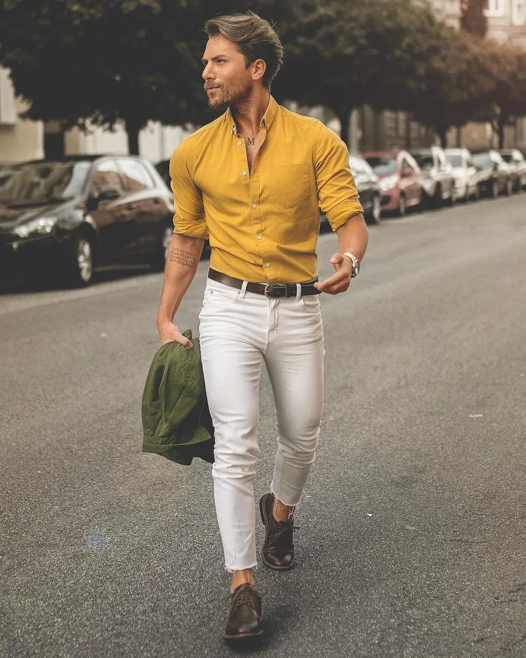 Yellow shirt clearance white pants