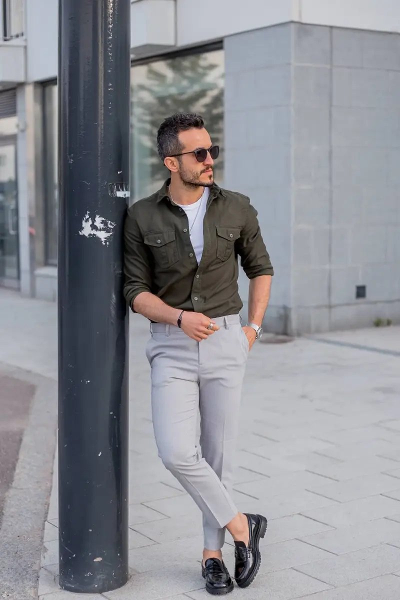 Men's pants chinos - light grey P156 | Ombre.com - Men's clothing online
