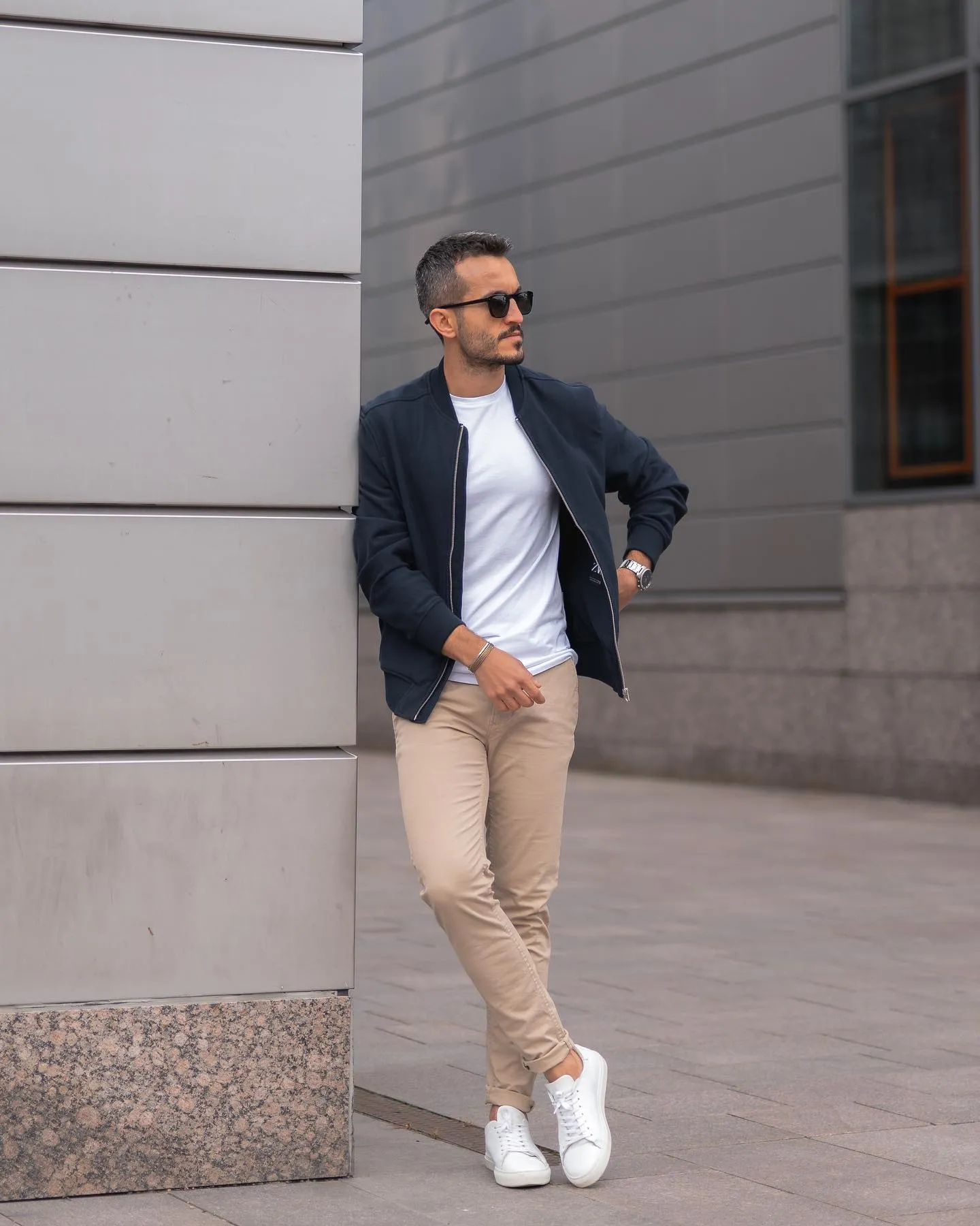 10 Must Carry White Sneakers Outfit for Men. - TiptopGents