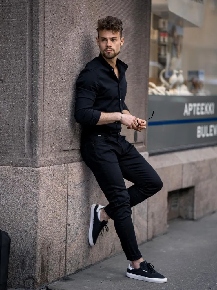 Buy Men Black Slim Fit Print Full Sleeves Formal Shirt Online - 749721 |  Louis Philippe